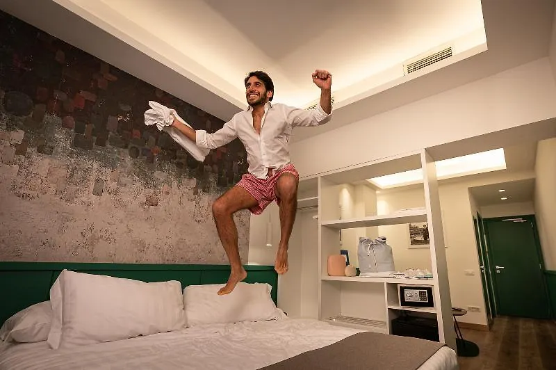 Smart Hotel - Naples Harbour