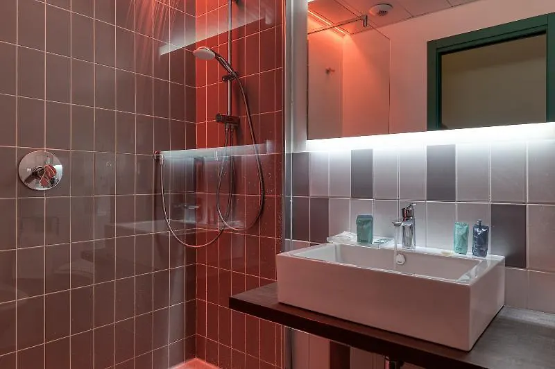 ****  Smart Hotel - Naples Harbour Italy