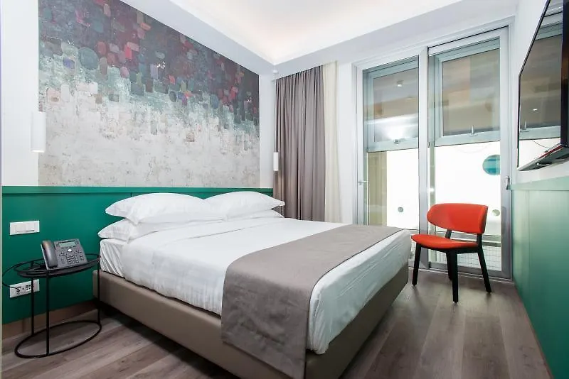 Smart Hotel - Naples Harbour