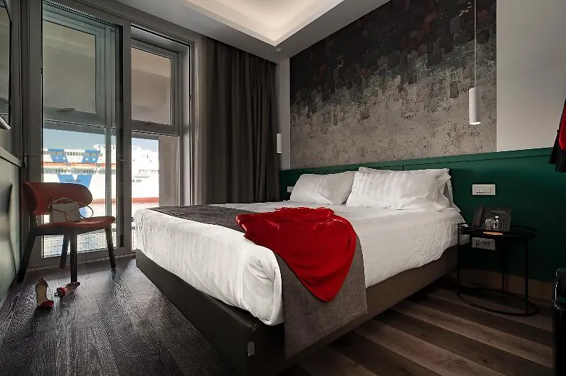 Smart Hotel - Naples Harbour