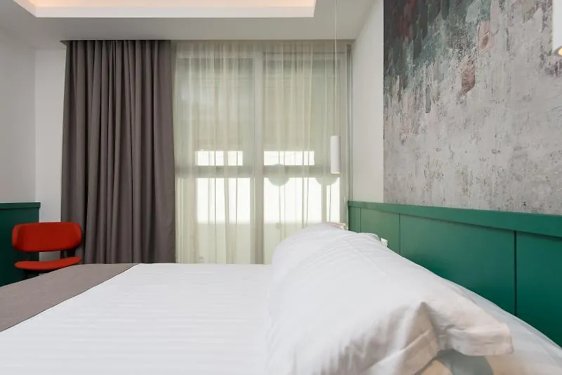 Smart Hotel - Naples Harbour