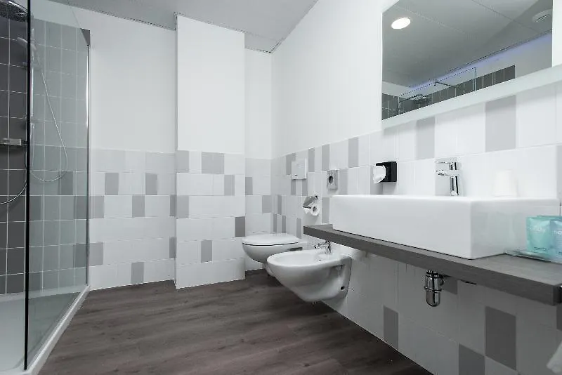 Smart Hotel - Naples Harbour Italy