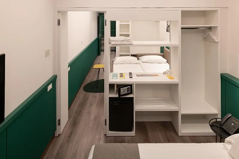 Smart Hotel - Naples Harbour