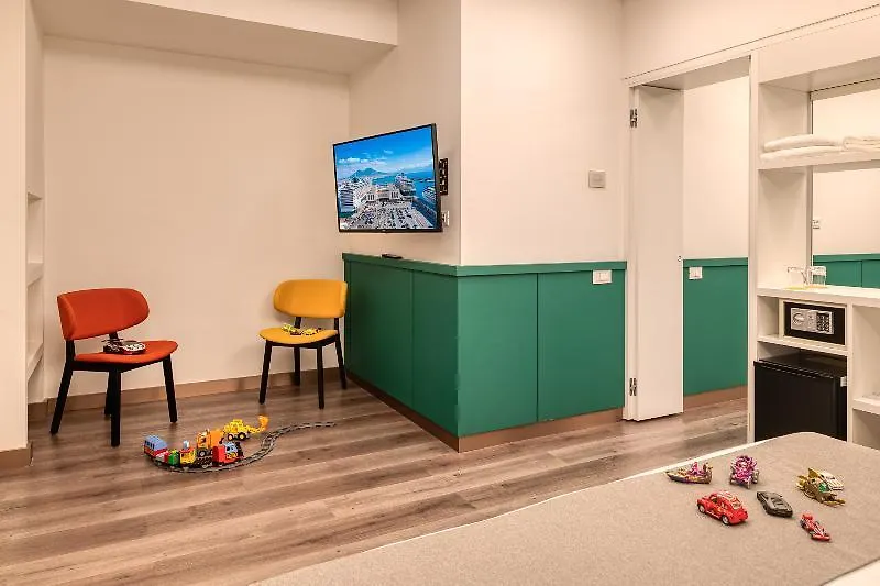 Smart Hotel - Naples Harbour
